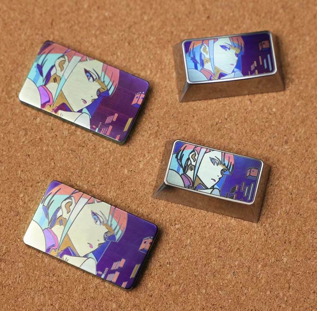 FreeEDC Lucy Titanium Badge and Keycap